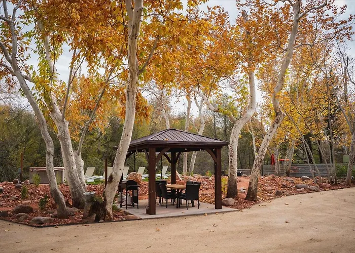 Cozy With Private Creek Access Holiday home *