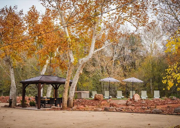 Cozy With Private Creek Access * Sedona