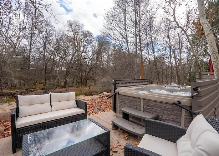Cozy With Private Creek Access Holiday home Sedona